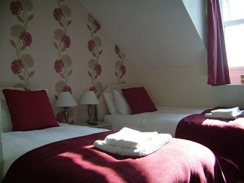 Langdon Villa Guest House Tenby Exterior foto